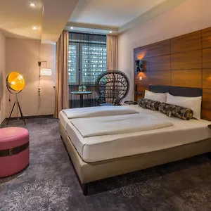 **** Hotel Elaya Německo